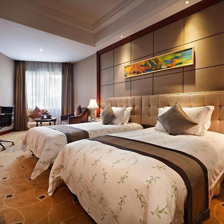 Dongguan Goodview Hotel Sangem Qiaotou Buitenkant foto